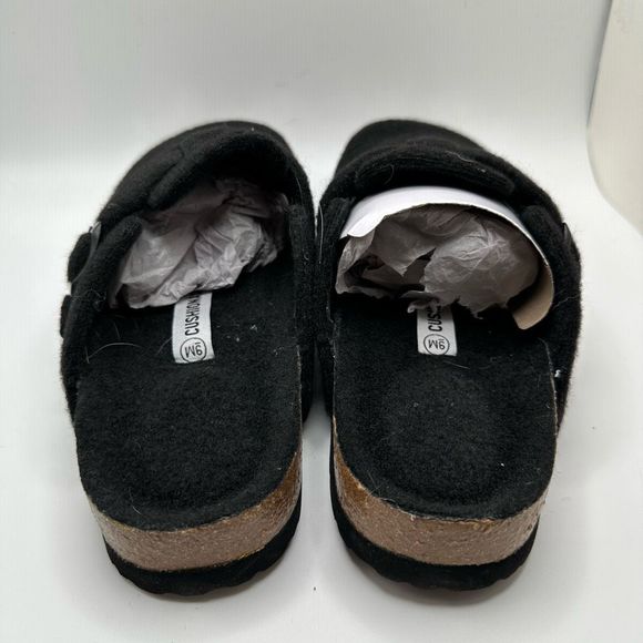 CUSHIONAIRE Women's Cork Footbed Clog 9 BLaCK - Picture 4 of 7